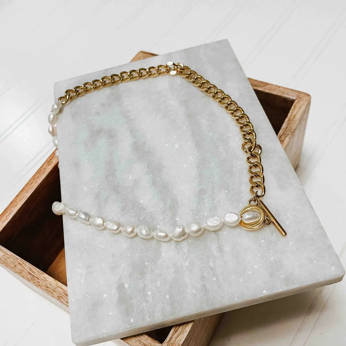 Pearled Chain Necklace *Waterproof